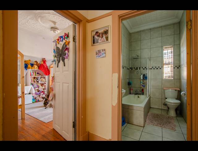 3 BEDROOM FREEHOLD FOR SALE IN BOKSBURG SOUTH